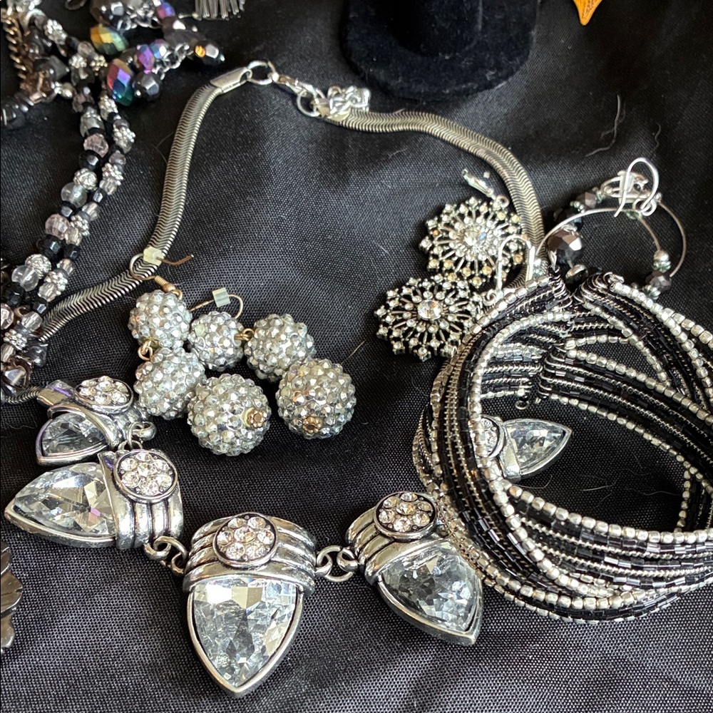 Late Night Costume Jewelry Party Show Tile - Saturday, 11/08 @9:00pm